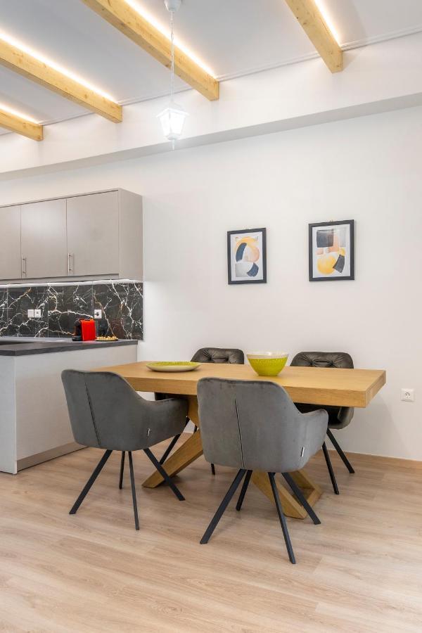 2 Bedroom Condo With Dream Balcony เอเธนส์ ภายนอก รูปภาพ