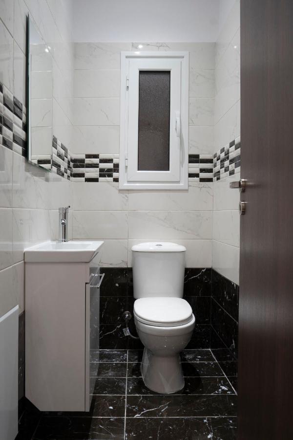 2 Bedroom Condo With Dream Balcony เอเธนส์ ภายนอก รูปภาพ